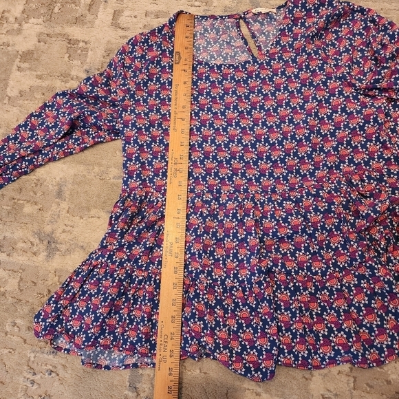 Jane and Delancy peasants long sleeve flowy rayon blouse. - Picture 13 of 17